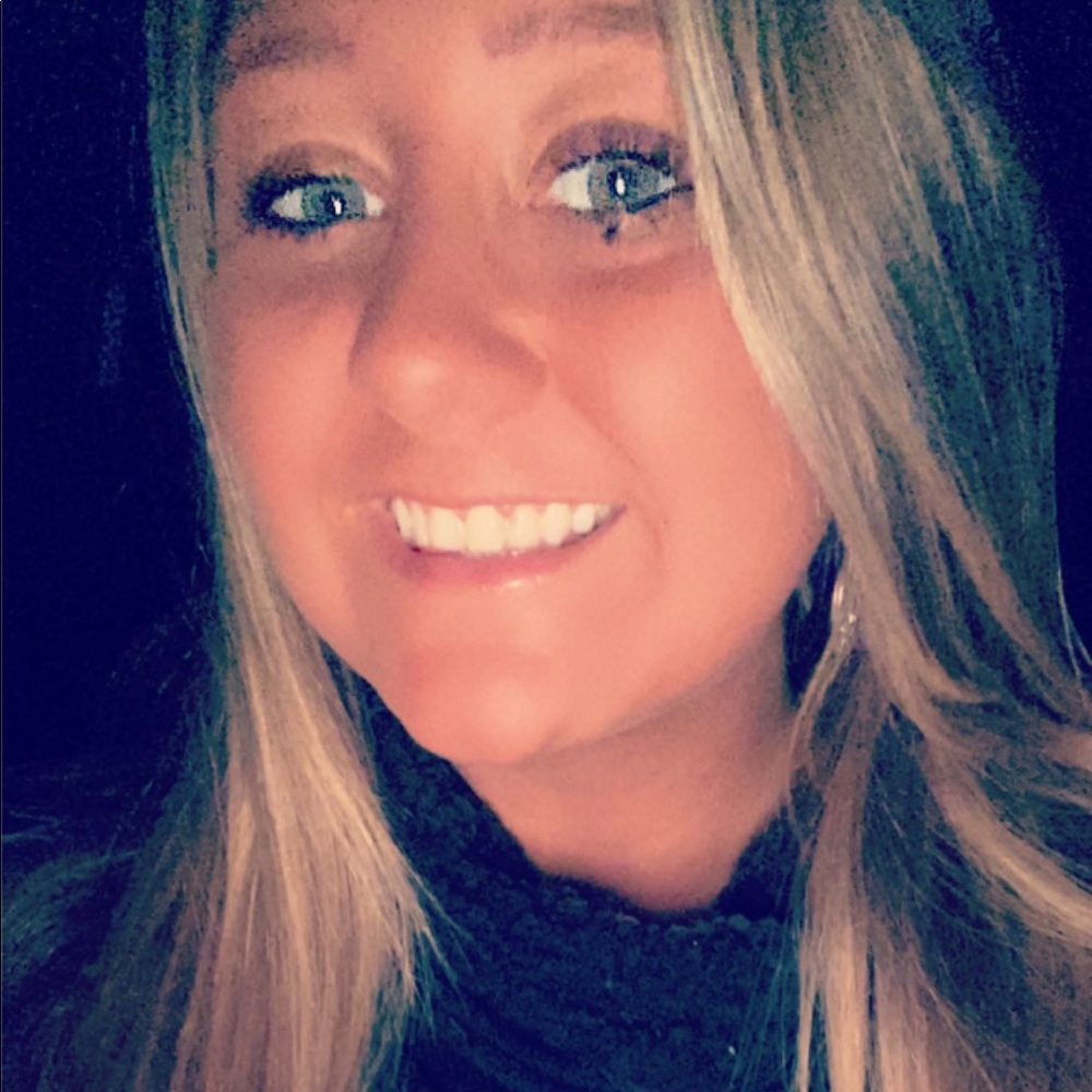 Meet your Posher, Rebecca